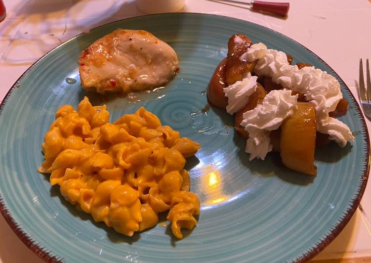Simple Way to Make Quick Italian Baked Chicken with Creamy Shells and Southern Fried Apple’s