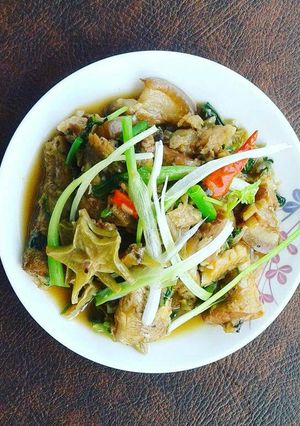 Hình của món Cá bống đục kho riềng.