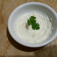 Homemade mayo garlic sauce 🤗 A picture of Homemade mayo garlic sauce 🤗.