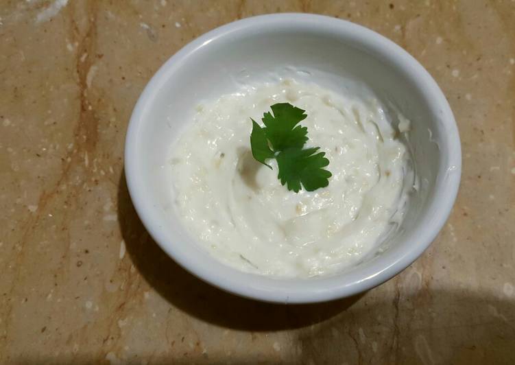 Homemade mayo garlic sauce 🤗