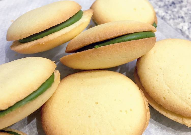 Recipe of Homemade Langue de Chat Cookies with Matcha Chocolate filling