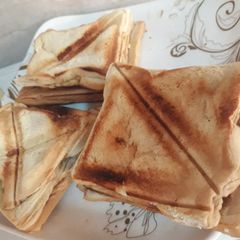 A picture of Toast bread.