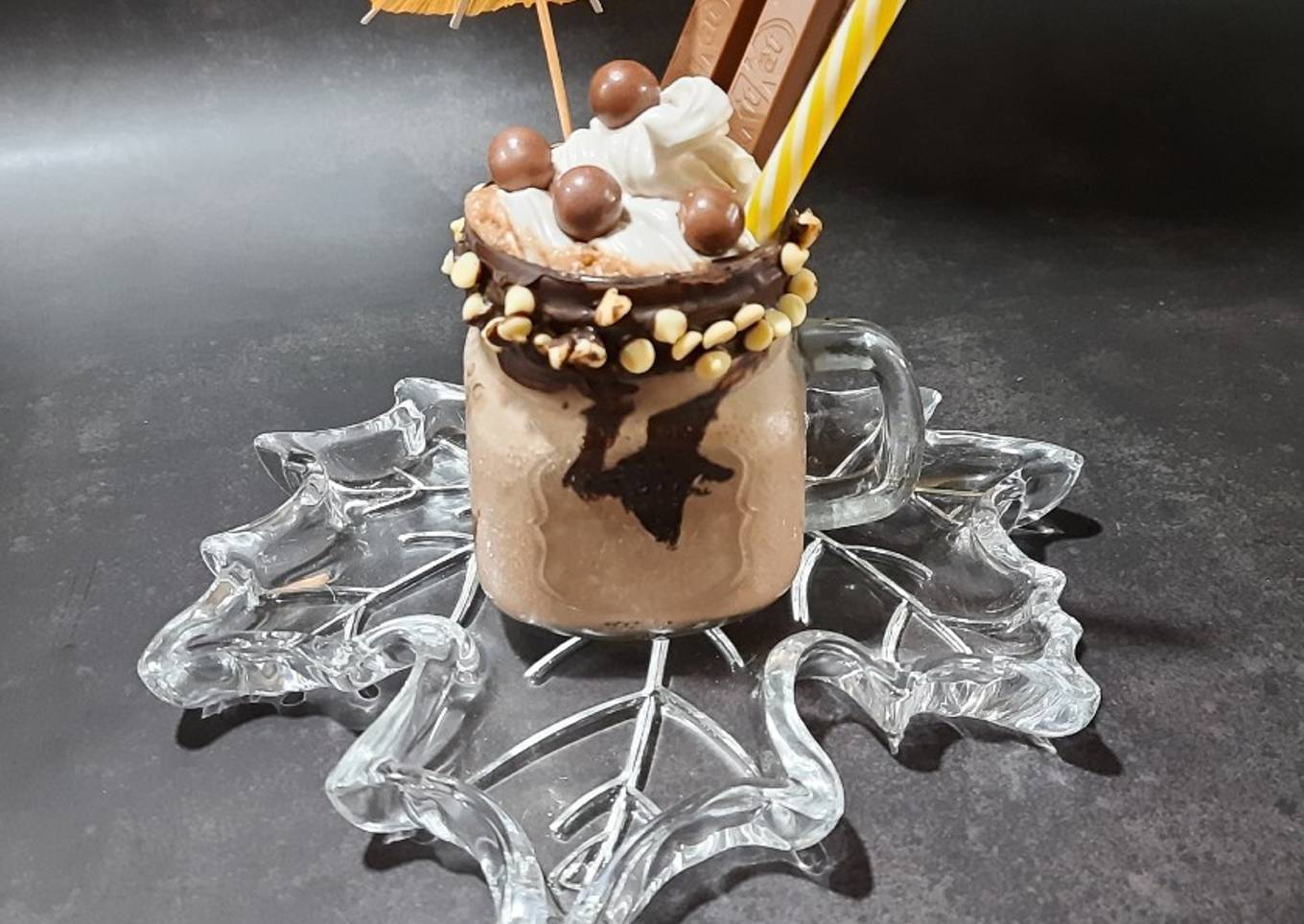 KitKat hazelnut shake