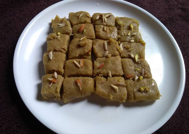 Besan burfi