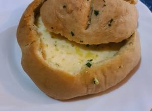 Receta de fondue de queso en pan - Comedera - Recetas, tips y consejos para  comer mejor.