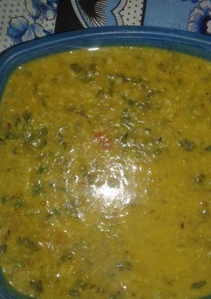 दाल पालक (Daal palak recipe in hindi) रेसिपी मुख्य फोटो