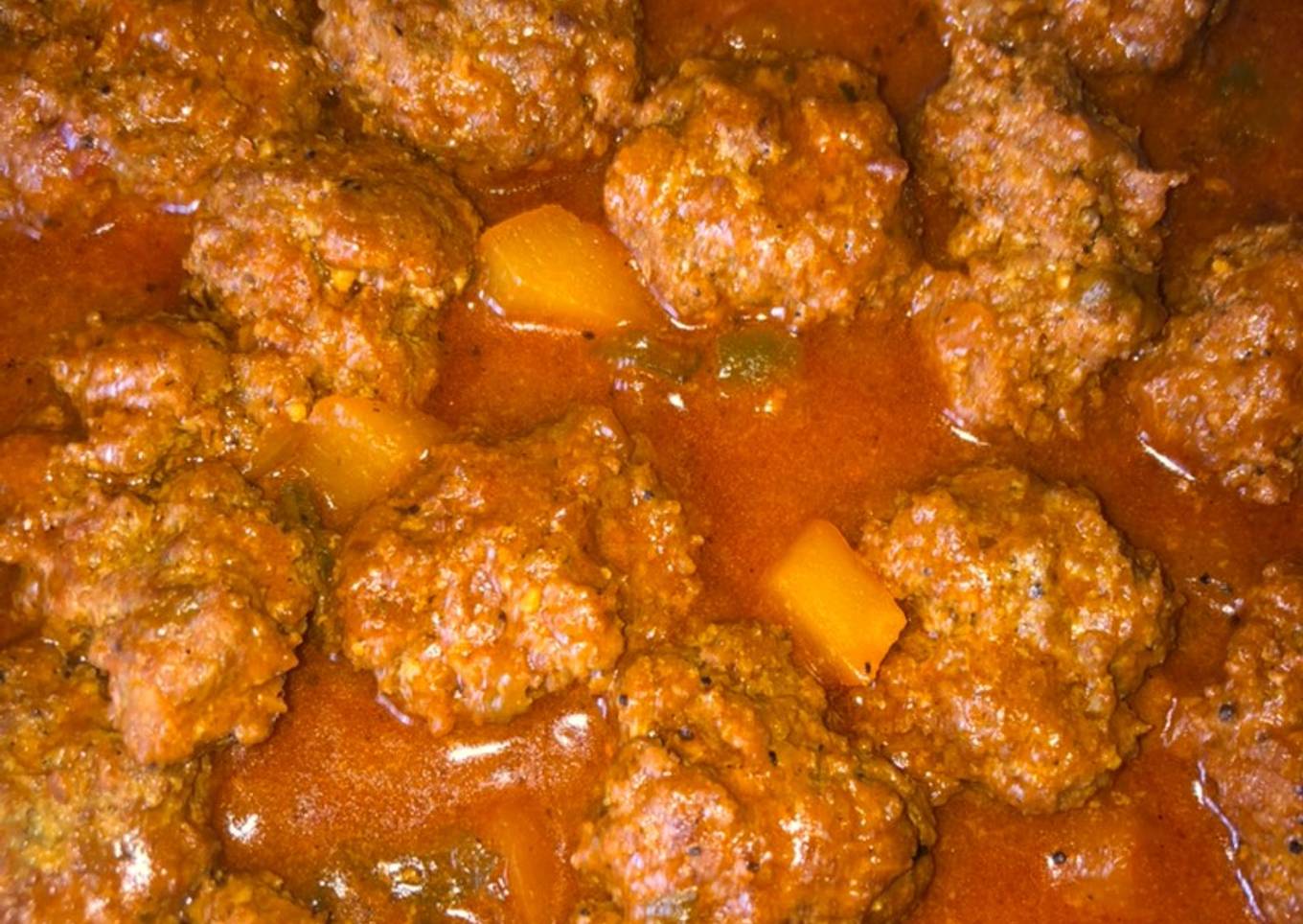 Albóndigas en salsa de tomate 🥫