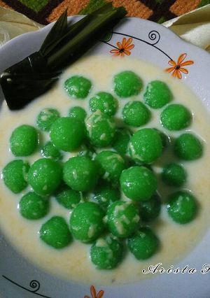 Foto resep Bola Singkong Kuah Susu