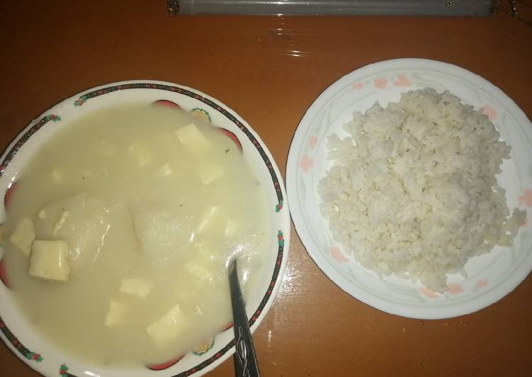 Mote de queso con arroz blanco