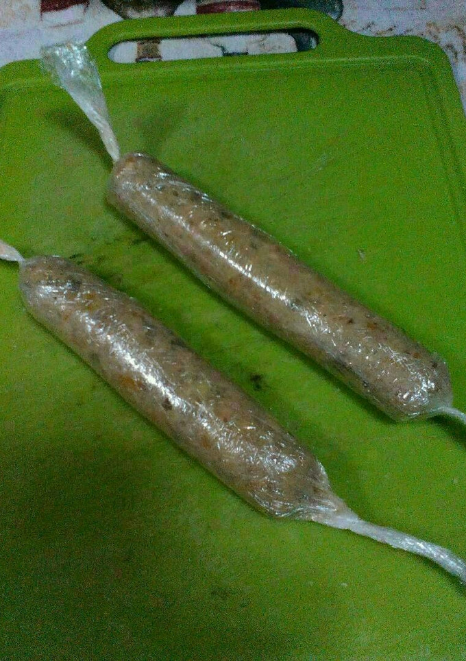 Una foto de Salchichas de legumbres con frutos secos y palta