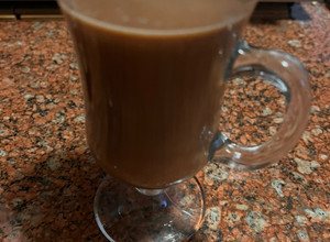 Una foto de POSTRE de CHOCOLATE con leche de coco (muy saludable)