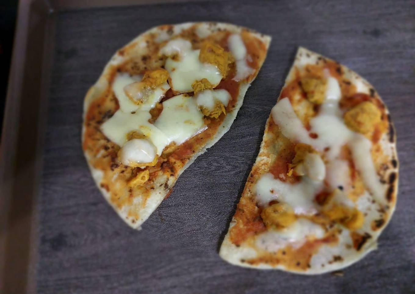 Pita pizza