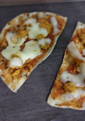 A picture of Pita pizza.
