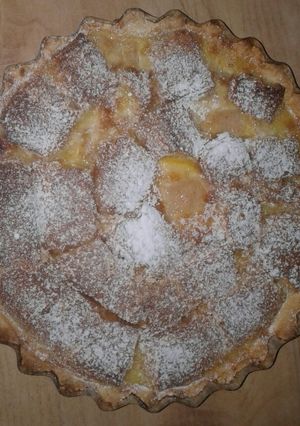 Una foto de Tarta de peras y duraznos
