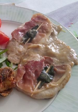 A picture of Saltimbocca alla Romana.