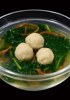 Hình của món SP.0965 - Canh Cải Cúc Chả Cá.