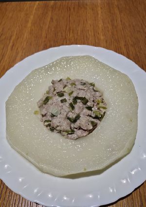 A picture of Steam Ground Pork with Winter Melon.