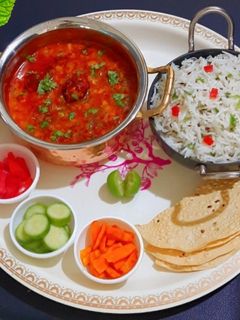 દાલ ફ્રાય જીરા રાઈસ (Dal Fry Jeera Rice Recipe In Gujarati) રેસીપી મુખ્ય ફોટો