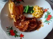 Gambar beef steak sapi saus