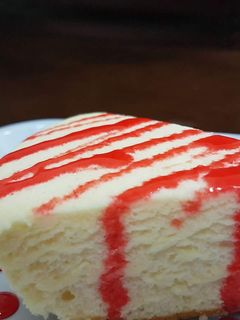 A picture of Cream Cheese cake.