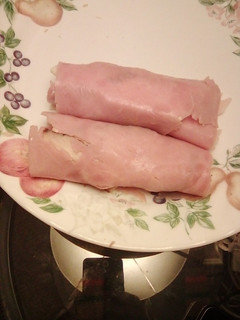 A picture of Ham rolls.