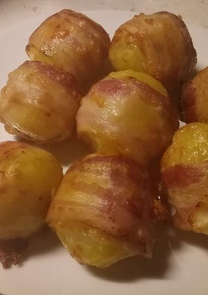 A picture of Potato bites.