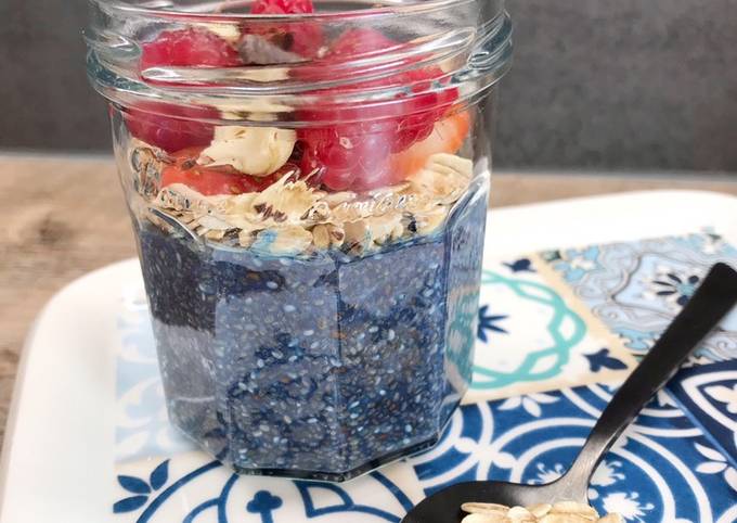 Guida passo passo a Fai  Qualsiasi notte della settimana Budino di chia alla spirulina