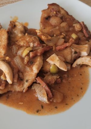 Una foto de Filetes de lomo en salsa