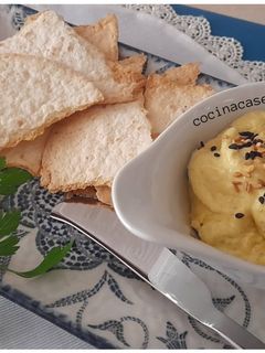 Una foto de Crema o dip de berenjena asada