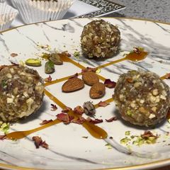 A picture of Dry Fruit Laddu.