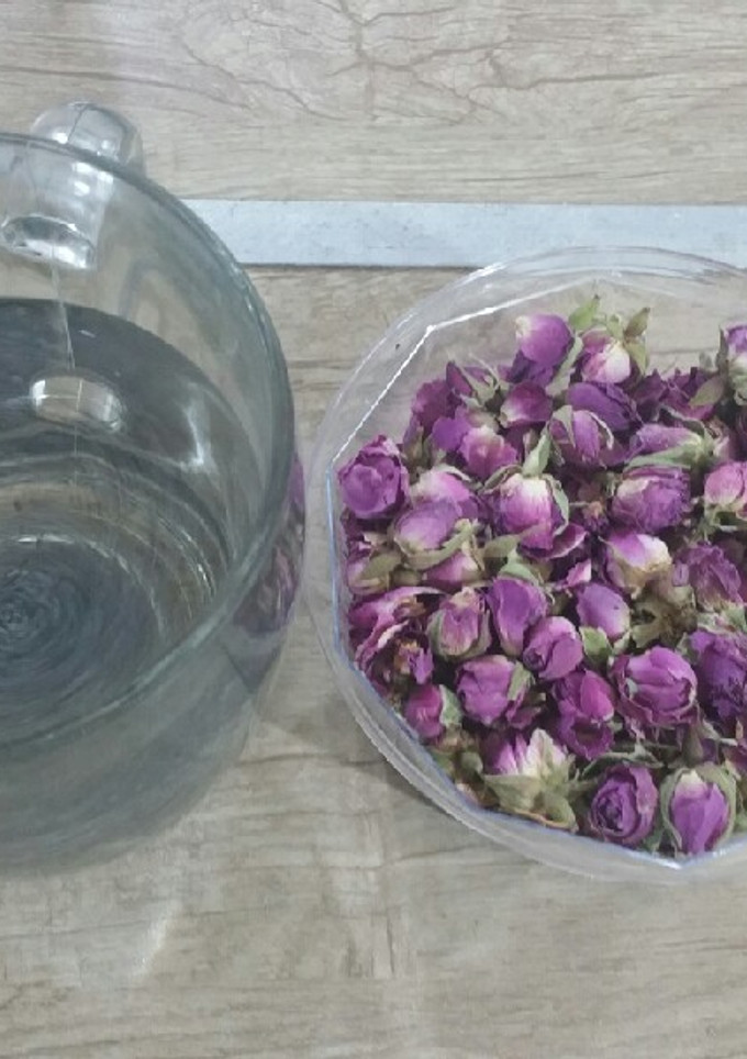 عکسی از دستور شربت گل محمدی تخم شربتی