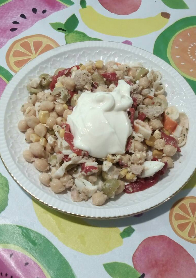 Una foto de Ensalada de garbanzos