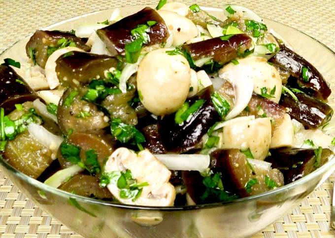 Закуска из баклажанов со сметаной и грибами — рецепт с фото пошагово