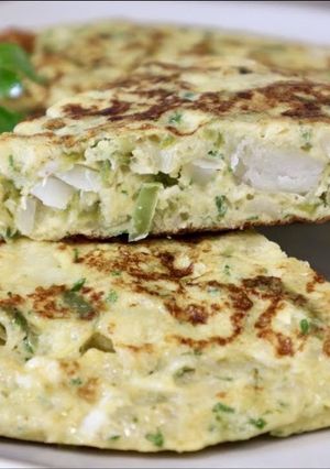 Una foto de Tortilla de bacalao fácil, jugosa y deliciosa!!