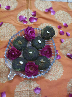 વેજ. પાલક કબાબ (Veg Palak Kabab Recipe In Gujarati) રેસીપી મુખ્ય ફોટો