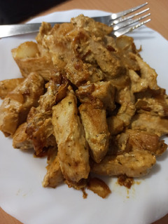 Una foto de Pechuga de pollo con yogurt y curry