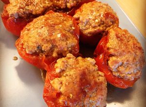 Hình của món Cà chua nhồi thịt.