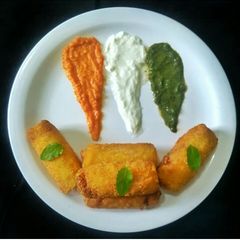 A picture of Crispy bread roll.