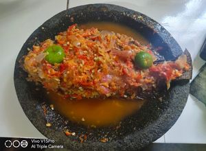 Foto resep Ikan goreng sambal pecak betawi
