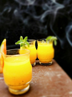 ઇન્સ્ટન્ટ આમ પન્ના (Instant Aam Panna Recipe in Gujarati) રેસીપી મુખ્ય ફોટો