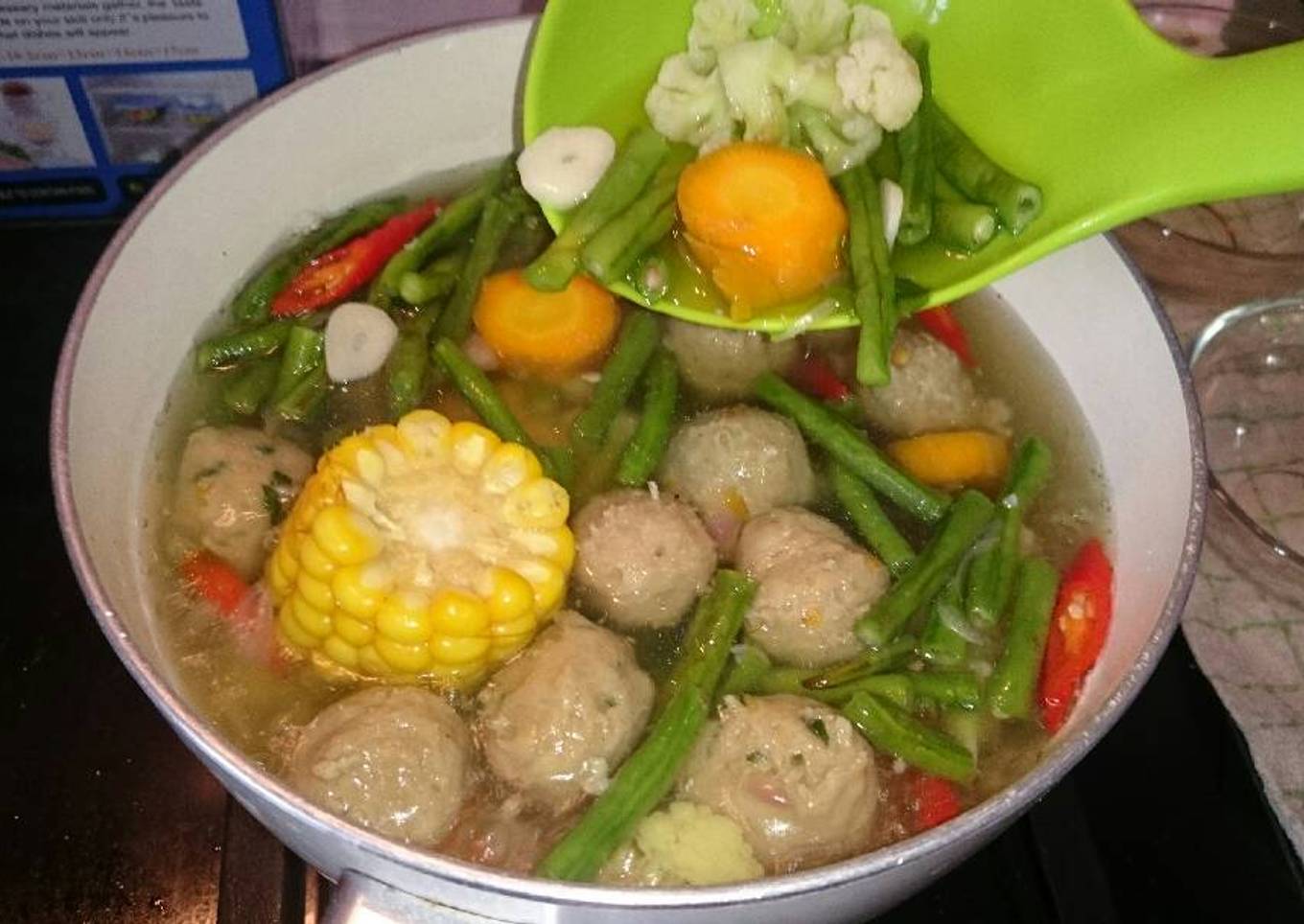 Sayur bening special bakso