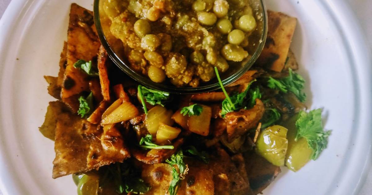 Chilli Chapati with Green Peas Gravy Recipe by Aparna Raja Cookpad