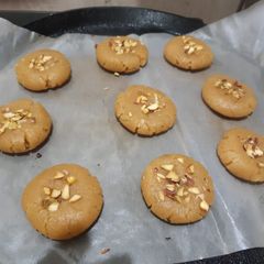 A picture of Besan NanKhatai.