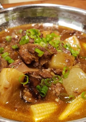 A picture of Pressure Cooker Chinese Beef Rib and Tendon Stew.