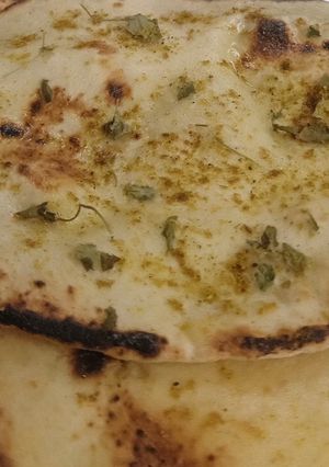 નાન (Nan Recipe In Gujarati) રેસીપી મુખ્ય ફોટો
