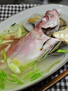 大眼鯛鮮魚湯 的食譜成品照片