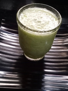 લીલી દ્રાક્ષ નો જ્યુસ (Green Grapes Juice Recipe In Gujarati) રેસીપી મુખ્ય ફોટો