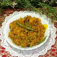 A picture of Mooli Sabzi.