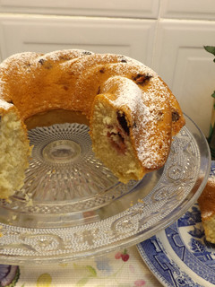Una foto de Cake de arándanos y frambuesas