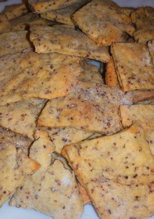 Une photo de Biscuits apéro à la moutarde ancienne